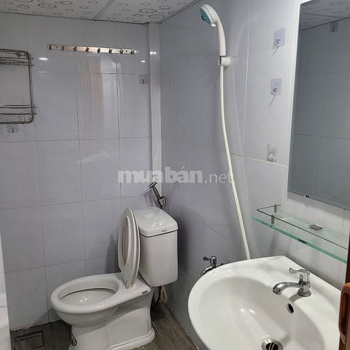Bán gấp nhà mặt tiền Trần Ngọc Giải