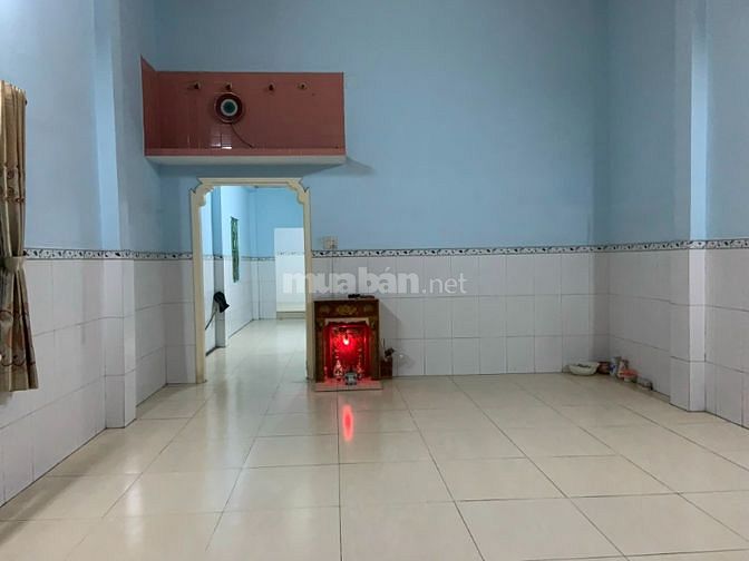 Nhà cấp 4, hẻm bê tông 4m. Sổ hồng chính chủ, khu dân cư an ninh. 