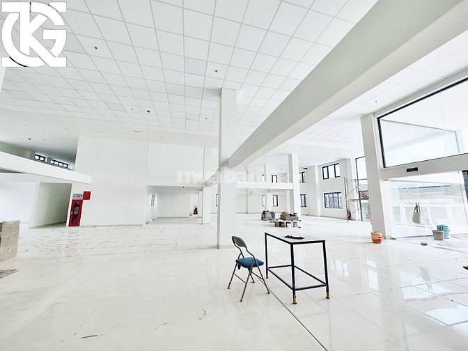 Cho Thuê Toà Nhà Mặt Tiền 361 Quốc Lộ 13, Thủ Đức ( DTXD: 5.000m2 )