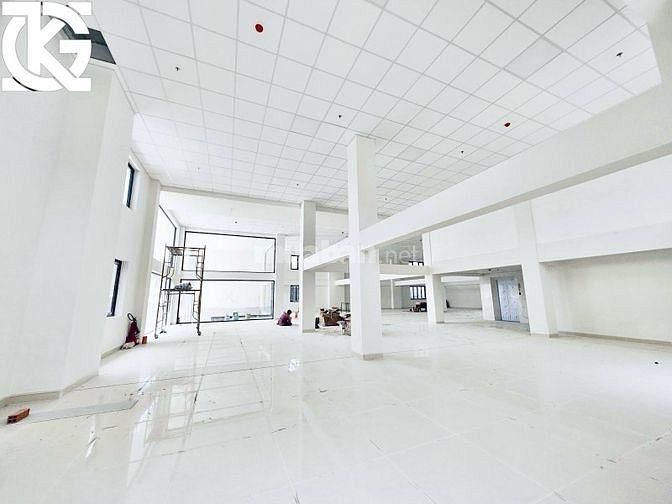 Cho Thuê Toà Nhà Mặt Tiền 361 Quốc Lộ 13, Thủ Đức ( DTXD: 5.000m2 )