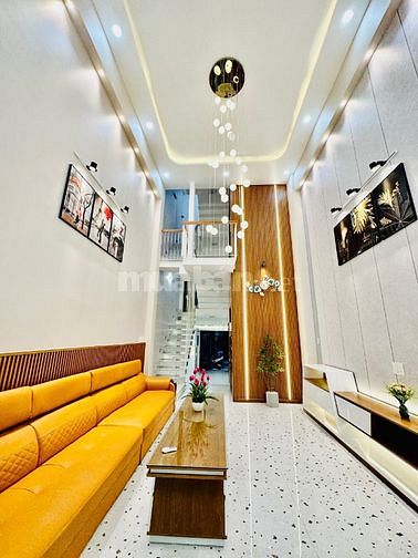 bán nhà 68/2 NGUYỄN TƯ GIẢN DT 4m X 18m SIÊU PHẨM NHÀ ĐẸP, KHU VÍP 68