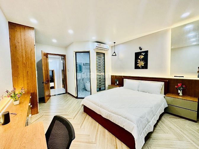bán nhà 68/2 NGUYỄN TƯ GIẢN DT 4m X 18m SIÊU PHẨM NHÀ ĐẸP, KHU VÍP 68