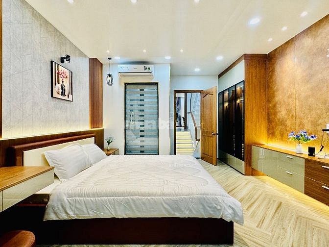 bán nhà 68/2 NGUYỄN TƯ GIẢN DT 4m X 18m SIÊU PHẨM NHÀ ĐẸP, KHU VÍP 68