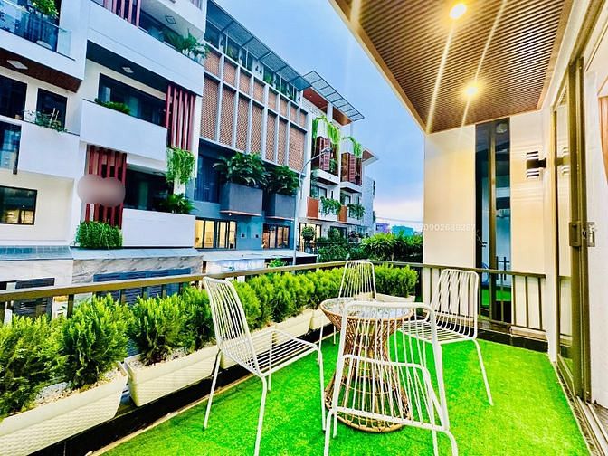 bán nhà 68/2 NGUYỄN TƯ GIẢN DT 4m X 18m SIÊU PHẨM NHÀ ĐẸP, KHU VÍP 68