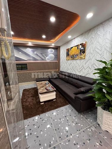 Siêu phẩm! Xe hơi vào nhà Thích Quảng Đức Phú Nhuận 116m2 chỉ 11,48tỷ