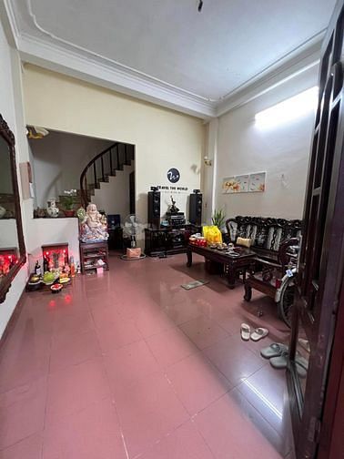 BÁN GẤP NHÀ MẶT NGÕ PHỐ ĐẠI LA, NGÕ NÔNG Ô TÔ LÙI CỬA, 39m2, 4,8 tỷ.