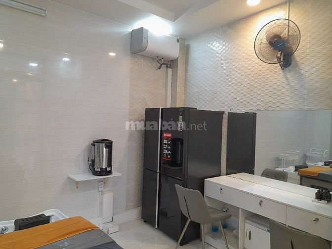Sang Spa đường số 12, Phường Bình Hưng Hoà, Quận Bình Tân
