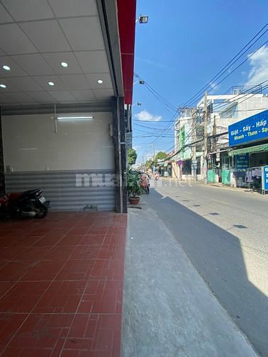 Nguyên Căn 1 lầu ngang 6 dài 22 mặt tiền lê quang định 