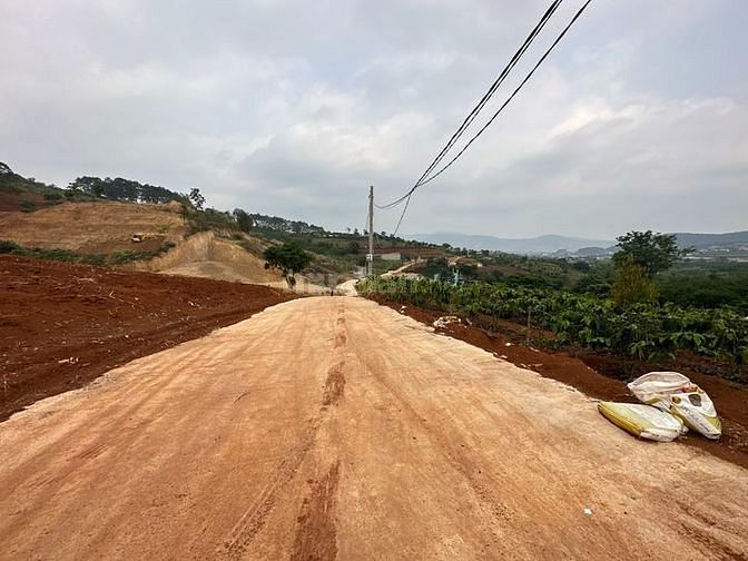 Đất Thị Trấn, MT đường 5m có sẵn thổ cư Gần nhựa DT725 Giá rẻ