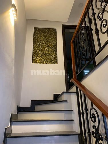 Bán căn nhà hẻm xe hơi 163 Tô Hiến Thành quận 10 KC 3 lầu st