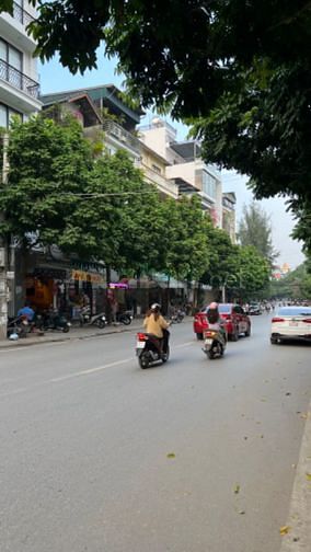 BÁN NHÀ 110m- 3 TẦNG CĂN GÓC ,PHỐ TỨ LIÊN ,TÂY HỒ,HÀ NỘI, GIÁ 23 TỶ 