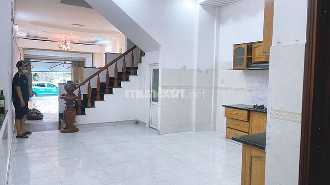 chính chủ cho thuê nhà mặt tiền gò dầu, tân quý