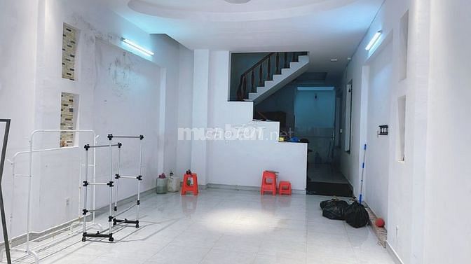 chính chủ cho thuê nhà mặt tiền gò dầu, tân quý