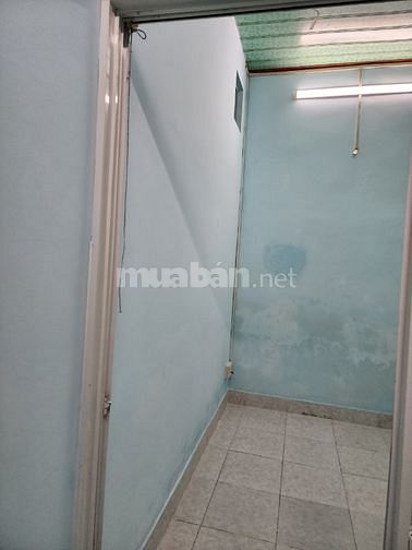 Cho thuê nhà cấp 4 nguyên căn 70m2 Tô Vĩnh Diện sát Vincom Thủ Đức