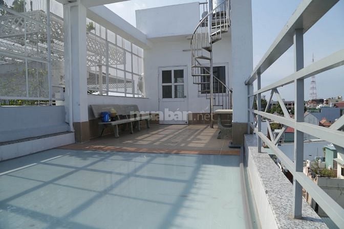 CHO THUÊ NHÀ TRUNG TÂM HẺM XE HƠI