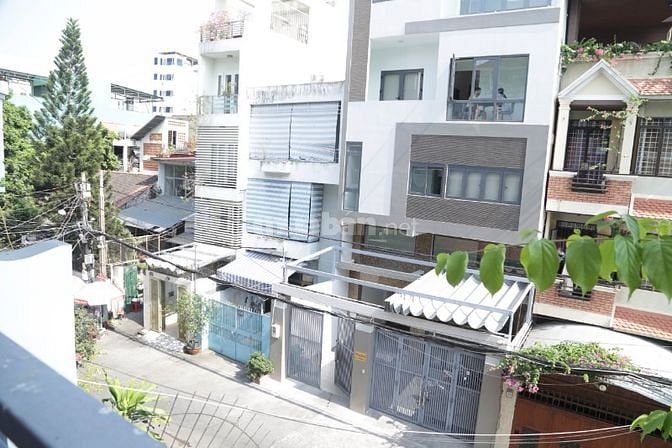 CHO THUÊ NHÀ TRUNG TÂM HẺM XE HƠI