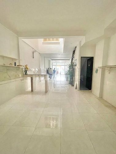  Nhà Mặt Tiền 5x25m Nguyễn Văn Đậu Trệt 1 lầu 3PN, 2Wc có vỉa hè