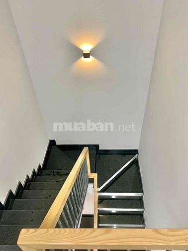 Chủ bán gấp nhà 68m2 đường Thạch Thị Thanh Tân Định Quận 1. Giá 3tỷ850