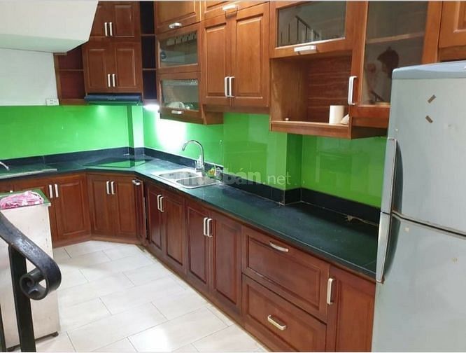 Cho thuê nhà ngõ 267 Hoàng Hoa Thám gần cầu Văn Cao, Ba Đình