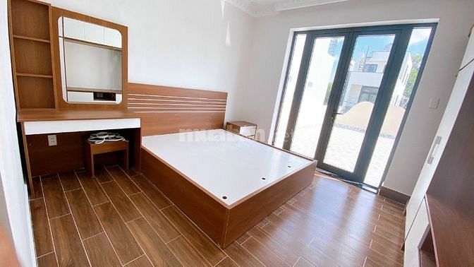 Bán nhà Âu Dương Lân Quận 8. 107m2 , 5 lầu hai mặt tiền, 6 pn 9.5 tỷ
