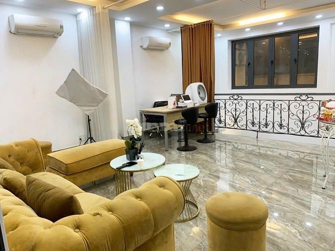 Cho thuê nhà Nguyên căn Nguyễn Tri Phương Quận 10 (Nhà Mới) giá rẻ