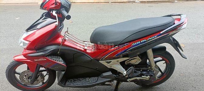 Honda Air Blade zin nguyên bản mới keng, máy chạy êm ái, lợi xăng 