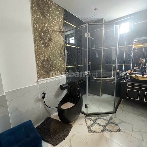 Diện tích lớn 620m2 ,thu nhập 75 triệu, phù hợp xay KS... Trường Chinh