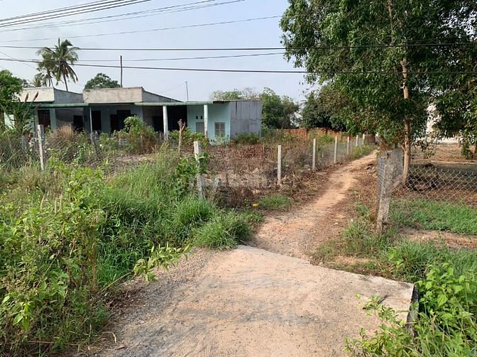  Hàng Ngộp Lô Gốc 10x30 Nguyễn Bỉnh Khiêm Tân An Lagi Giá Rẻ 