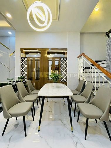 Nhà ngộp bán gấp Âu Dương Lân, Phường 3, Quận 8. Cách cầu chữ Y 200m