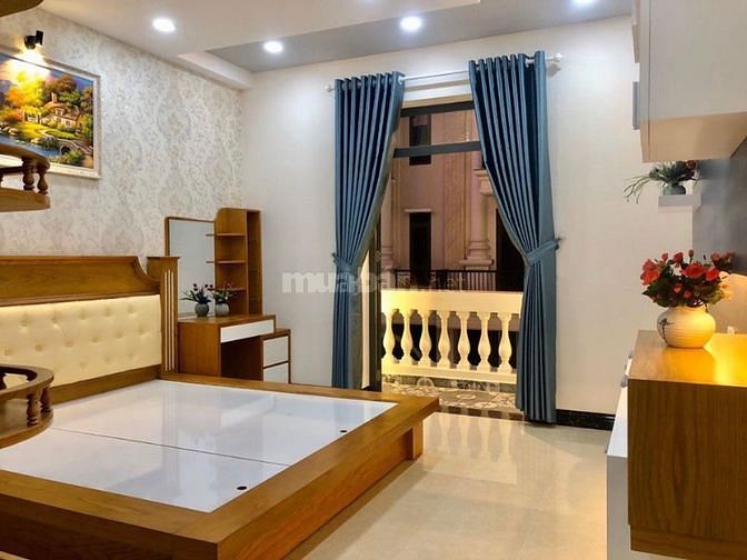 Cho thuê nhà phố xinh Lung Linh Nguyễn Văn khối(4*20)3 lầu 4PN,5WC20tr