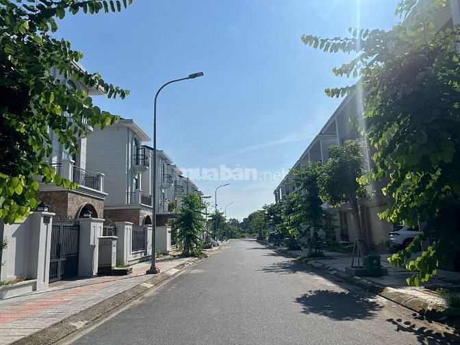 Biệt thự KDC Bửu Long nhà thô 9,45 tỷ view đẹp hoàn thiện ở ngay NGỘP