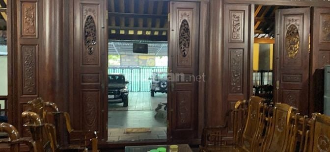 Bán nhà mặt biển đường Huỳnh Thúc Kháng tiện kinh doanh 