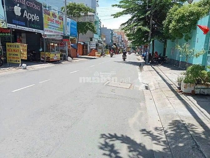 Bán nhà Cao Đức Lân, P. An Phú, Quận 2, DT 108m2. Đang cho thuê 30tr