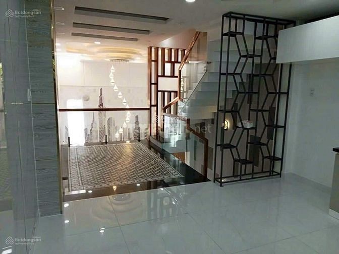 Bán nhà Cao Đức Lân, P. An Phú, Quận 2, DT 108m2. Đang cho thuê 30tr