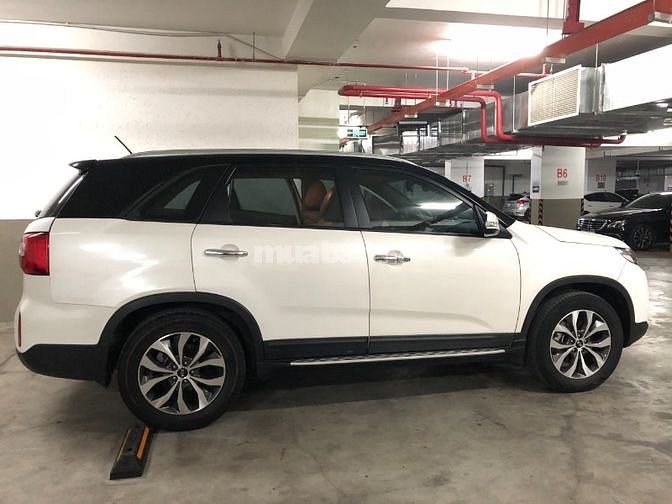 Xe Kia Sorento GAT 2018 - TPHCM (xe gia đình ít sử dụng cần bán)