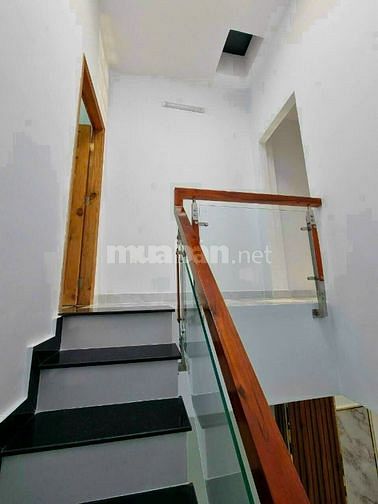 Bán nhà mới, full nội thất, đường Phạm Hữu Lầu, Nhà Bè