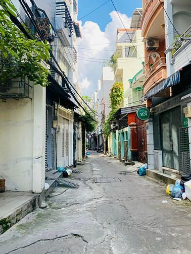 Bán nhà 2 mặt tiền Hoa Đào. P2. Phú Nhuận. Giá siêu tốt chỉ 15,5 tỷ