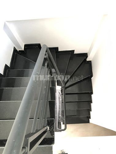 Nhà hẻm xe máy Thảo Điền. Căn duy nhất 3.4tỷ.