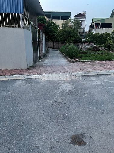 Bán từ 30 đến 120m đất mặt chợ mới tổ 12 cự khối