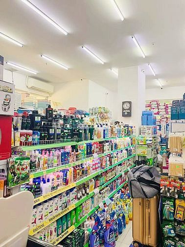 TUYỂN GẤP 15 NHÂN VIÊN ( Bán hàng/Tạp vụ/Bảo vệ/Phụ kho/Trực quầy)