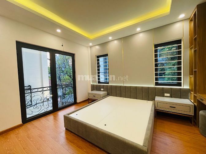 Bán nhà xây mới ngõ 67 Văn Cao, Liễu Giai, Ba Đình. 35m2 x 5 tầng mới.