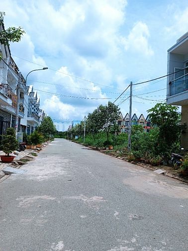 ⭐ Bán lô đất KDC Đặng Huỳnh, TT Cần Giuộc, 5x18m, sổ hồng riêng.