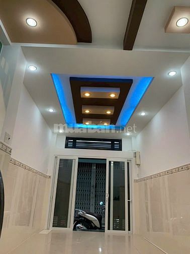 BÁN NHÀ Q10, 3 LẦU 6PN 5WC, GIÁ CHỈ 5 TỶ 650  TL CHÍNH CHỦ.