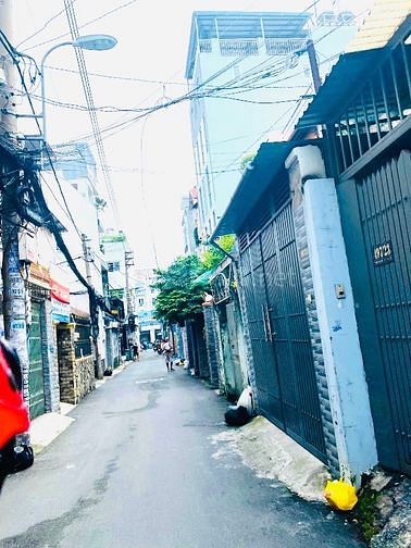 Bán nhà rẻ hẻm xe hơi ngay Emart (4,2x12) số 497/22/8 Phan Văn Trị P5