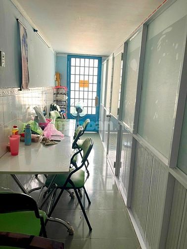 BÁN NHÀ HẺM ĐỐI DIỆN CHỢ XÃ TÂY  PHÙ ĐỔNG THIÊN VƯƠNG - P.11 - Q.5