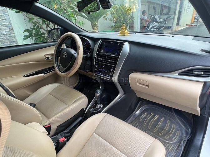 TOYOTA YARIS 1.5G MODEL 2019 MÀU TRẮNG