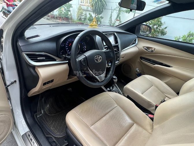 TOYOTA YARIS 1.5G MODEL 2019 MÀU TRẮNG