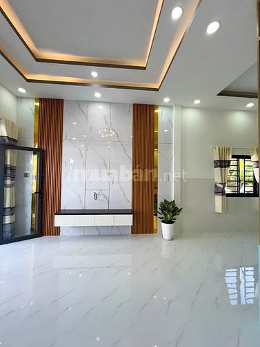 Nhà mới 100% tại TP Bến Tre thổ cư 100%. Định cư lâu dài. Đường ôtô