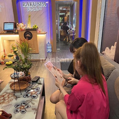 Cần Sang Spa đường Nguyễn Thị Minh Khai, Quận 1, 4 lầu, giá 350tr