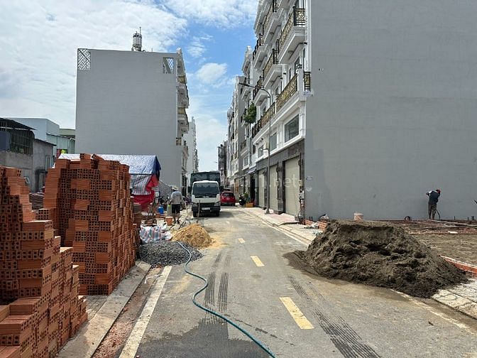 ♻️ Bán Nền Đất 2Mặt Tiền 175/2 Hồ Văn Long,BHHB,DT:7*12M 4.8ty Nhựa